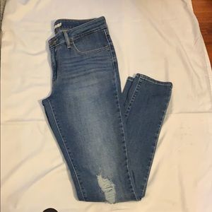 #10 Levis 711 jeans 30x 30